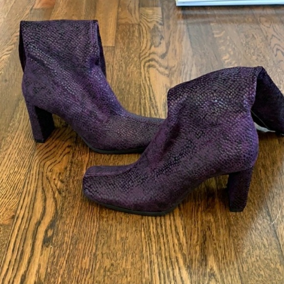 chinese laundry snakeskin booties